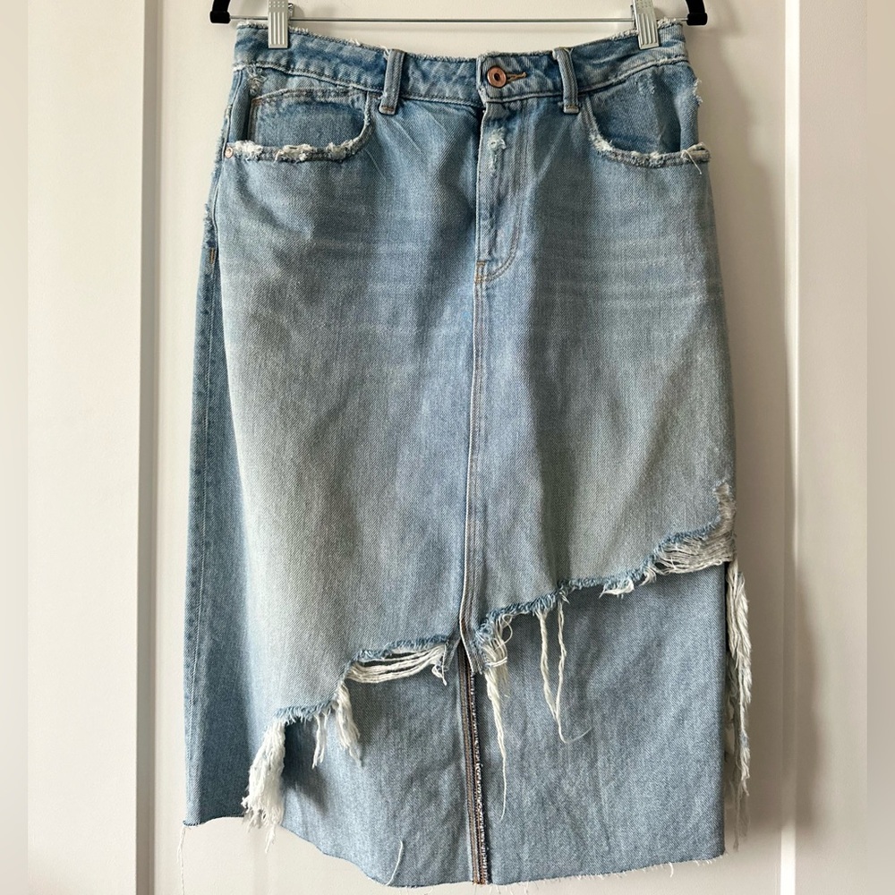 ZARA Distressed Denim Skirt